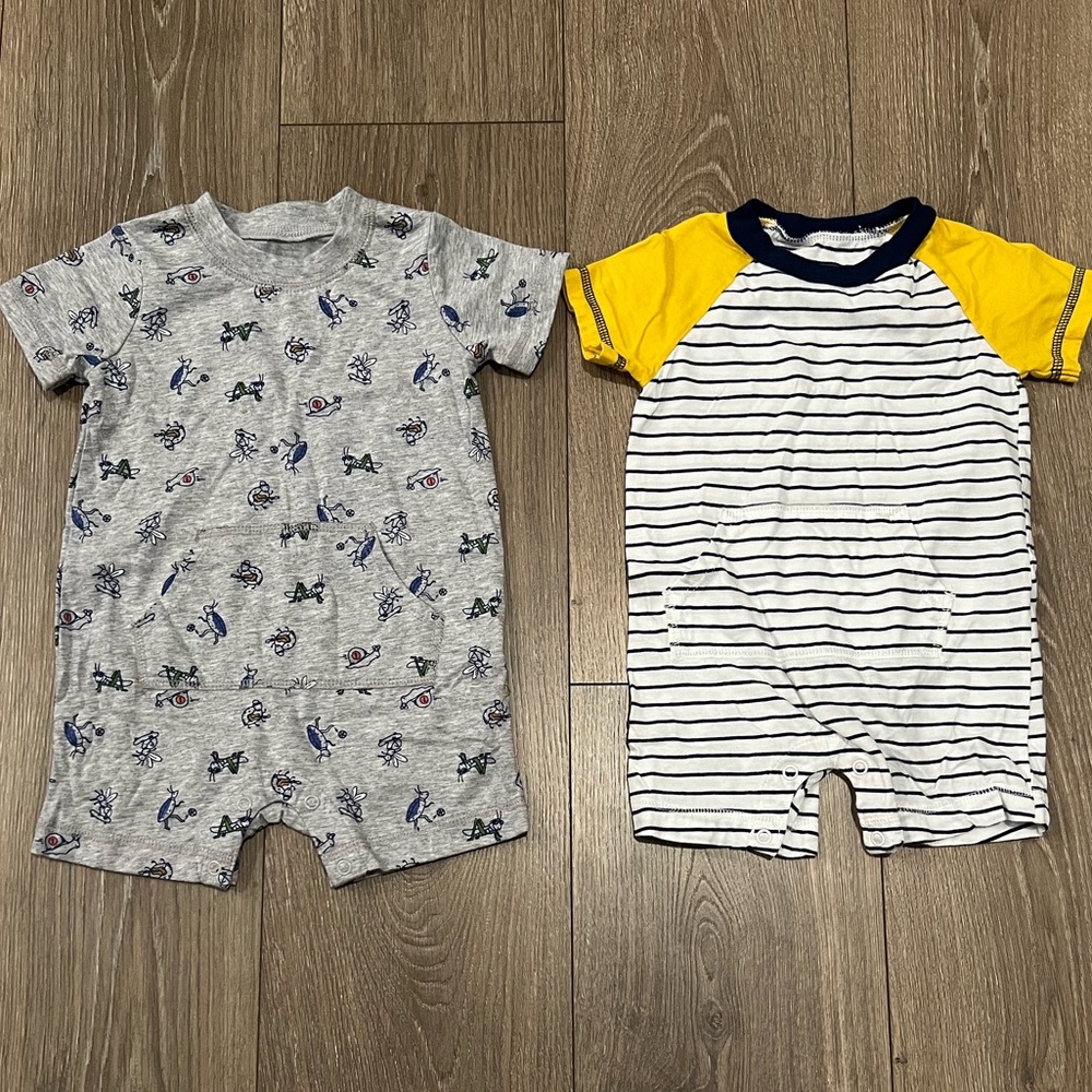 12M Carter’s Outfits